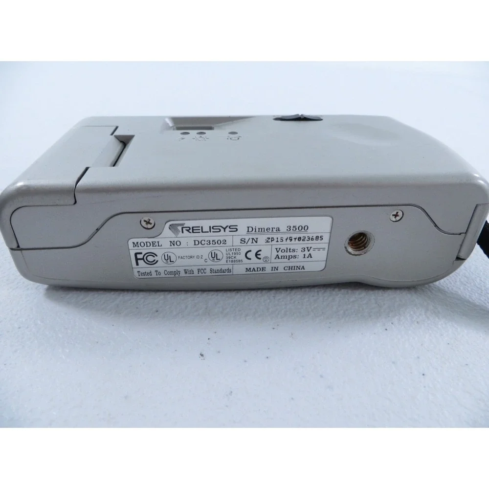 Relisys‎ Dimera 3500 Digital Camera W/ Case & Nextfresh 2MB Media Stick